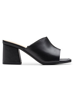 Clarks Black Leather Siara65 Band Sandals