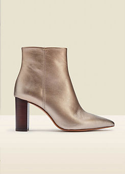 Sosandar Angel Soft Gold Leather Zip Boots with Stack Heel