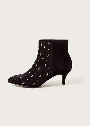 LASCANA Cut-Out Heeled Ankle Boots