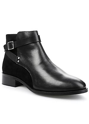 ee fitting ankle boots