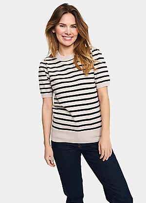 black blazer size 22