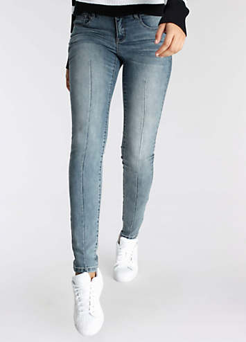 Curvissa Skinny Arizona Jeans Fit |