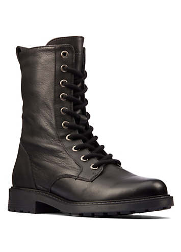 clarks black leather boots