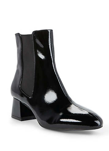 Fergalicious passport 2024 bootie black