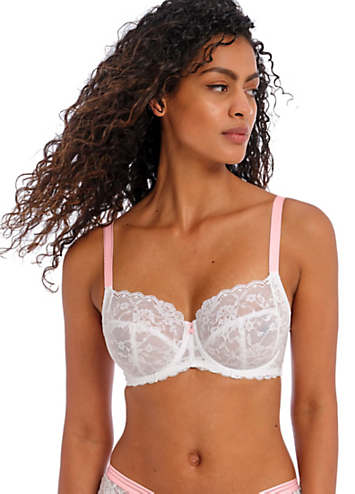 All the Support You Need Without the Underwire – The Curvissa Blog