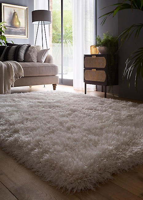 Extravagance' Mink Shaggy Rug by Origin | Curvissa