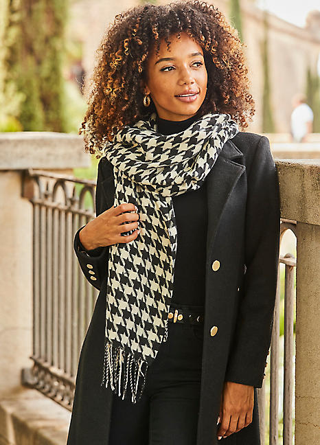 Sosandar Black & White Houndstooth Print Scarf | Curvissa