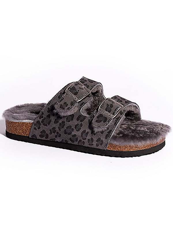 Athletic slippers hot sale