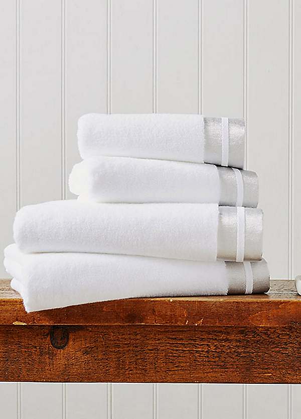 https://curvissa.scene7.com/is/image/OttoUK/600w/Christy-Mode-Towel-Range~84H898FRSP_COL_SILVER.jpg