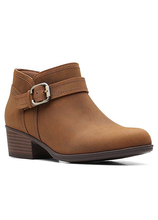 clarks ankle boots