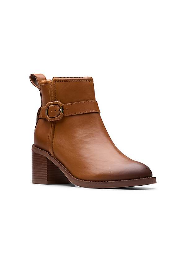 Clarks chestnut leather boots hotsell