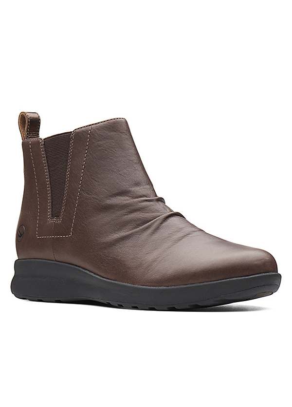 clarks brown trainers