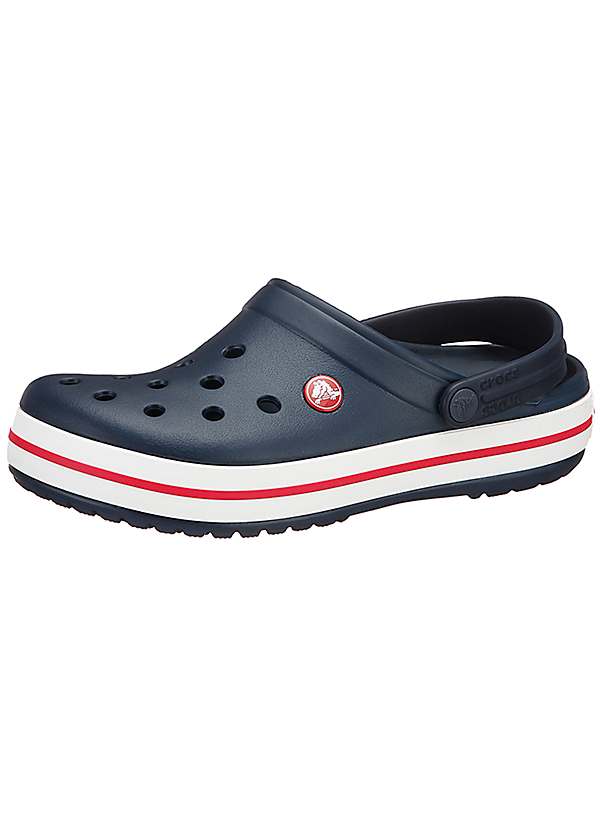 A crocs 2024