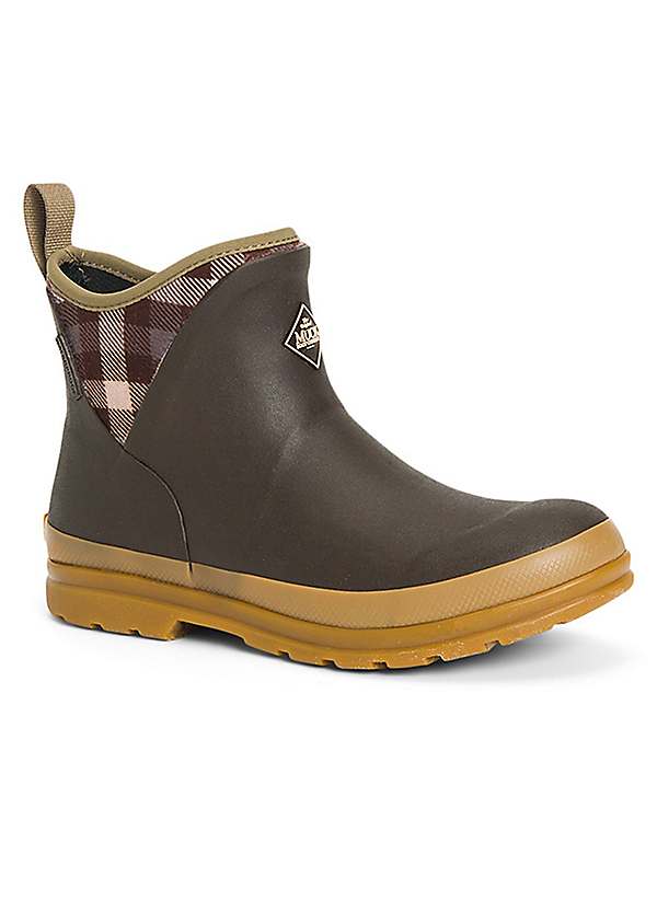 Muck boots outlet brown