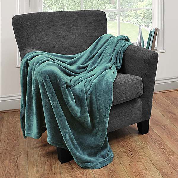 Pack of 2 Soft Fleece Throws by Cascade Home