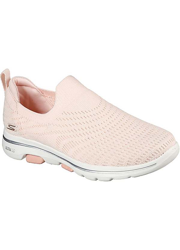 curvissa skechers